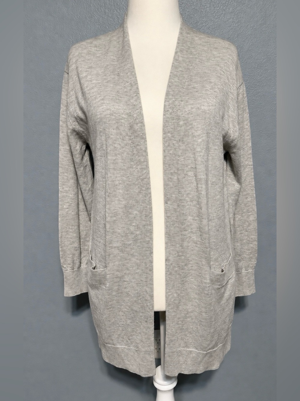 Cashmere Blend Long Cardigan Womens Gray Open Front Pockets Quiet Luxury Medium